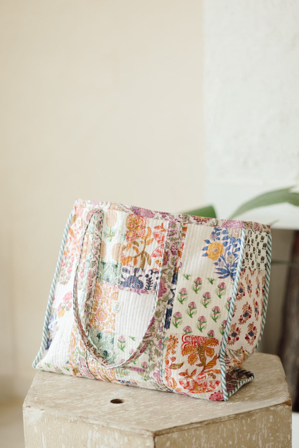 TOTE BAG
